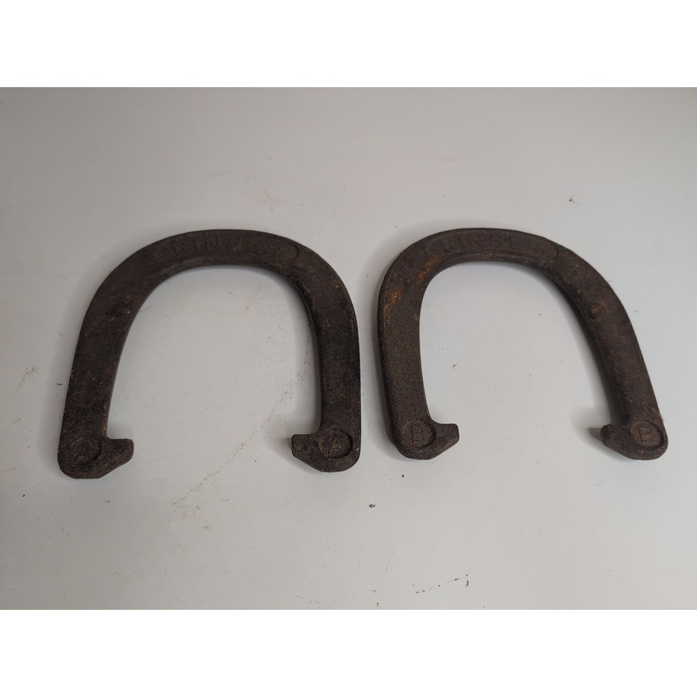 SET of 2 Vintage Ringer Pitching HORSESHOES Horse Shoes Game Throwing Ring
